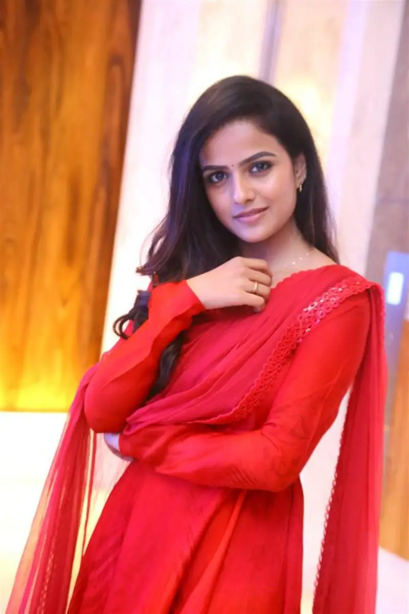 TELUGU ACTRESS VAISHNAVI CHAITANYA IN RED DRESS 3